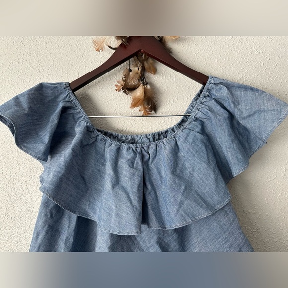 Rebecca Minkoff Blue Off-Shoulder Chambray Top Size L NWT Cottagecore Beach - Picture 6 of 12